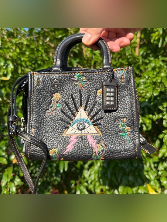 Coach Handbags - EUC Coach Rogue 17 With Pyramid Eye 46740